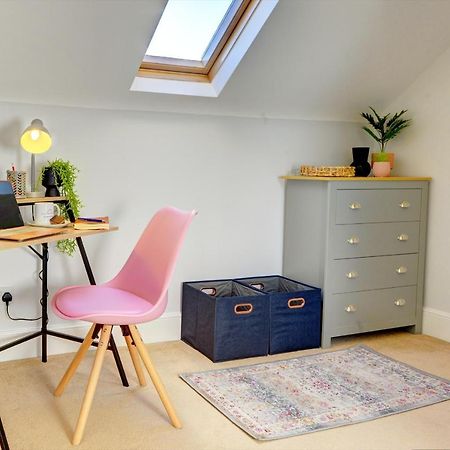 Regency Nest By Spa Town Property - Stylish 3 Bedroom Apartment On 2 Floors, Central Royal Leamington Spa Exterior foto