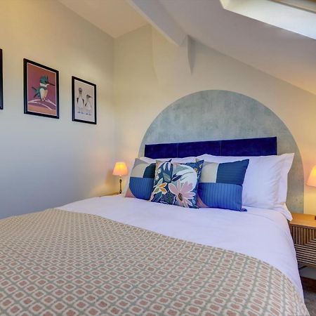 Regency Nest By Spa Town Property - Stylish 3 Bedroom Apartment On 2 Floors, Central Royal Leamington Spa Exterior foto