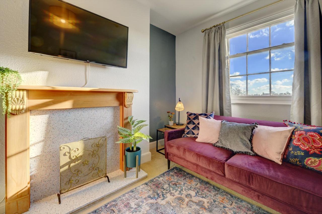 Regency Nest By Spa Town Property - Stylish 3 Bedroom Apartment On 2 Floors, Central Royal Leamington Spa Exterior foto