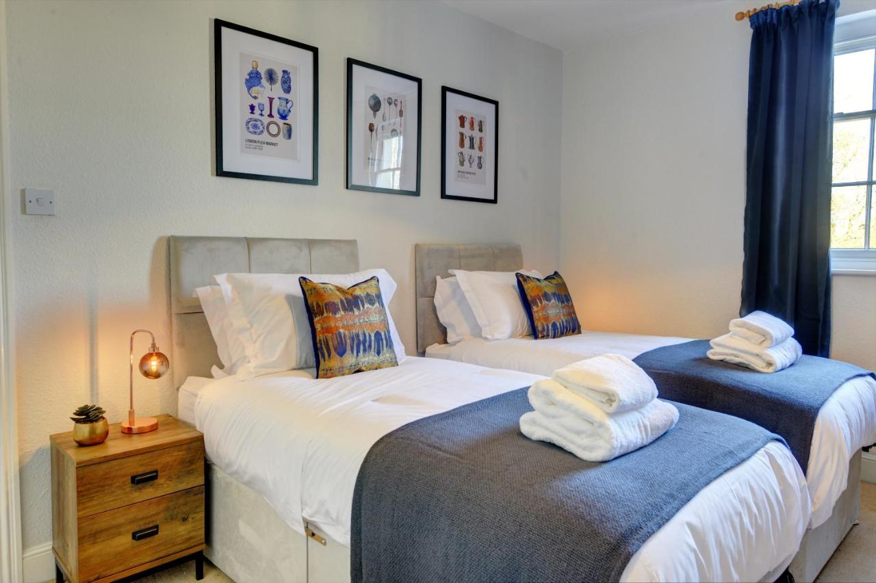 Regency Nest By Spa Town Property - Stylish 3 Bedroom Apartment On 2 Floors, Central Royal Leamington Spa Exterior foto